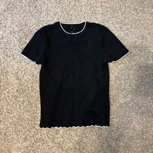 Worthington Black Ribbed Top with Cream Edging